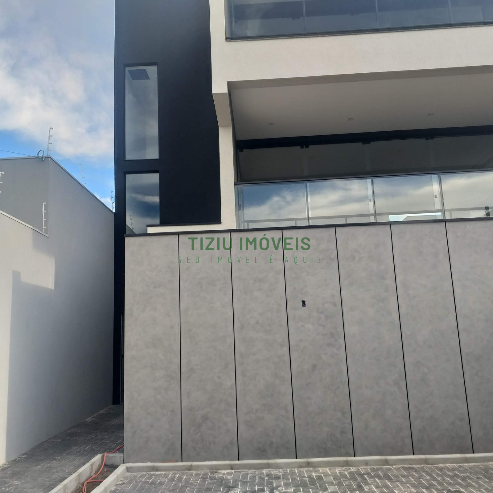 Apartamento 3 dormitórios Jardim Três Colinas