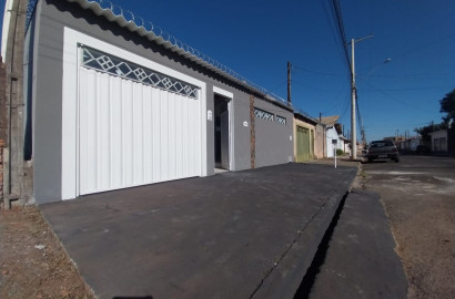 Casa 2 dormitórios Jardim Vera Cruz