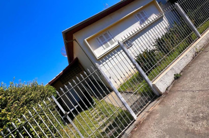 Casa 3 dormitórios - Centro