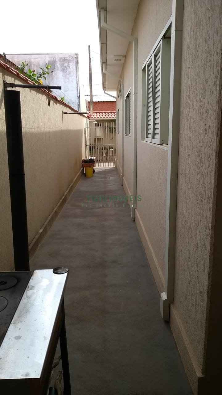 Casa 3 dormitórios - Jardim Continental