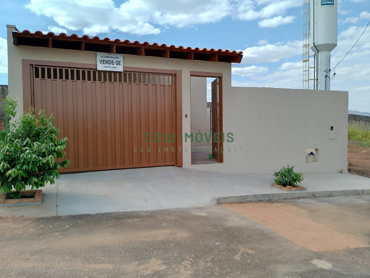 Casa 3 dormitórios em Delfinópolis - MG