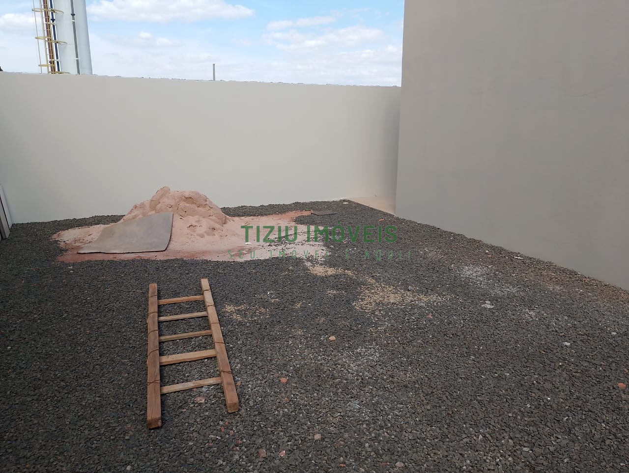 Casa 3 dormitórios em Delfinópolis - MG