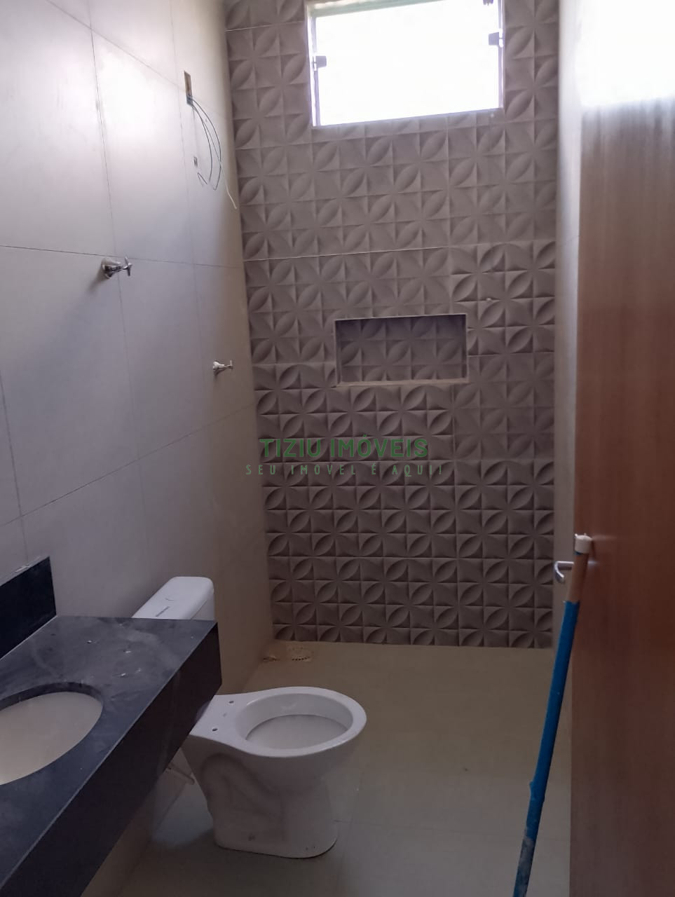 Casa 3 dormitórios em Delfinópolis - MG