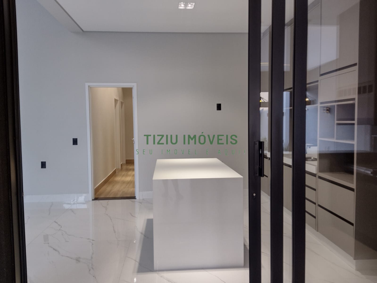 Casa 3 suítes Jardim Botânico