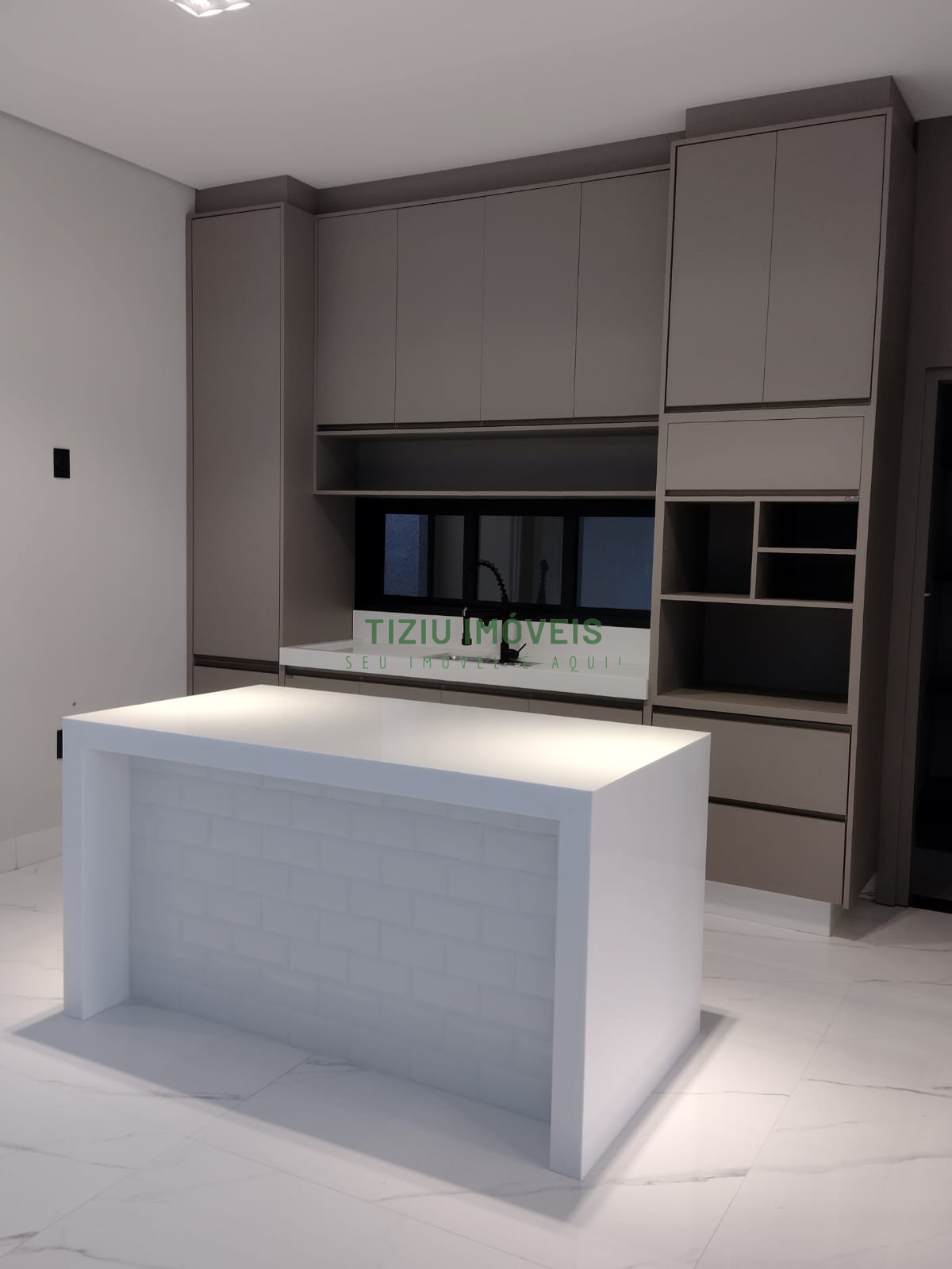 Casa 3 suítes Jardim Botânico