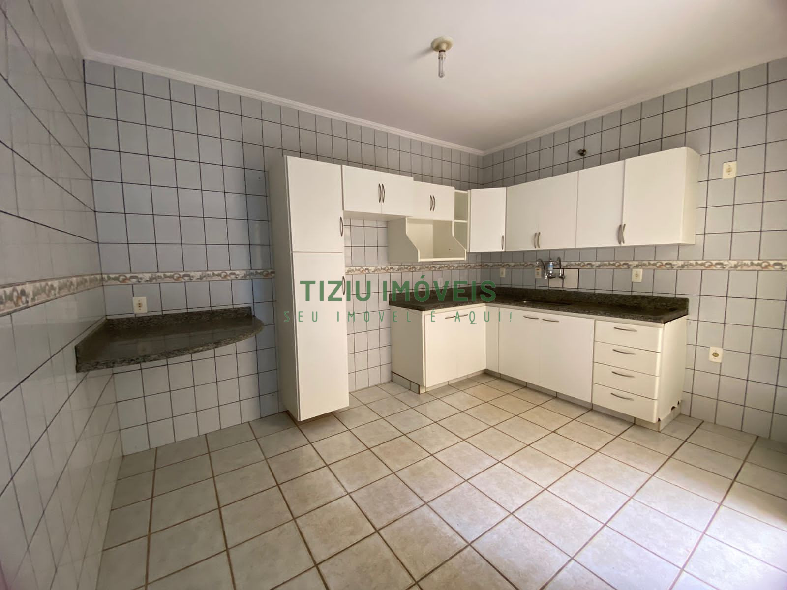 Casa sobrado 3 dormitórios Residencial Nova Franca