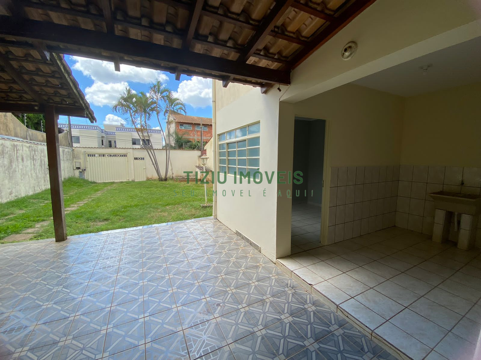 Casa sobrado 3 dormitórios Residencial Nova Franca