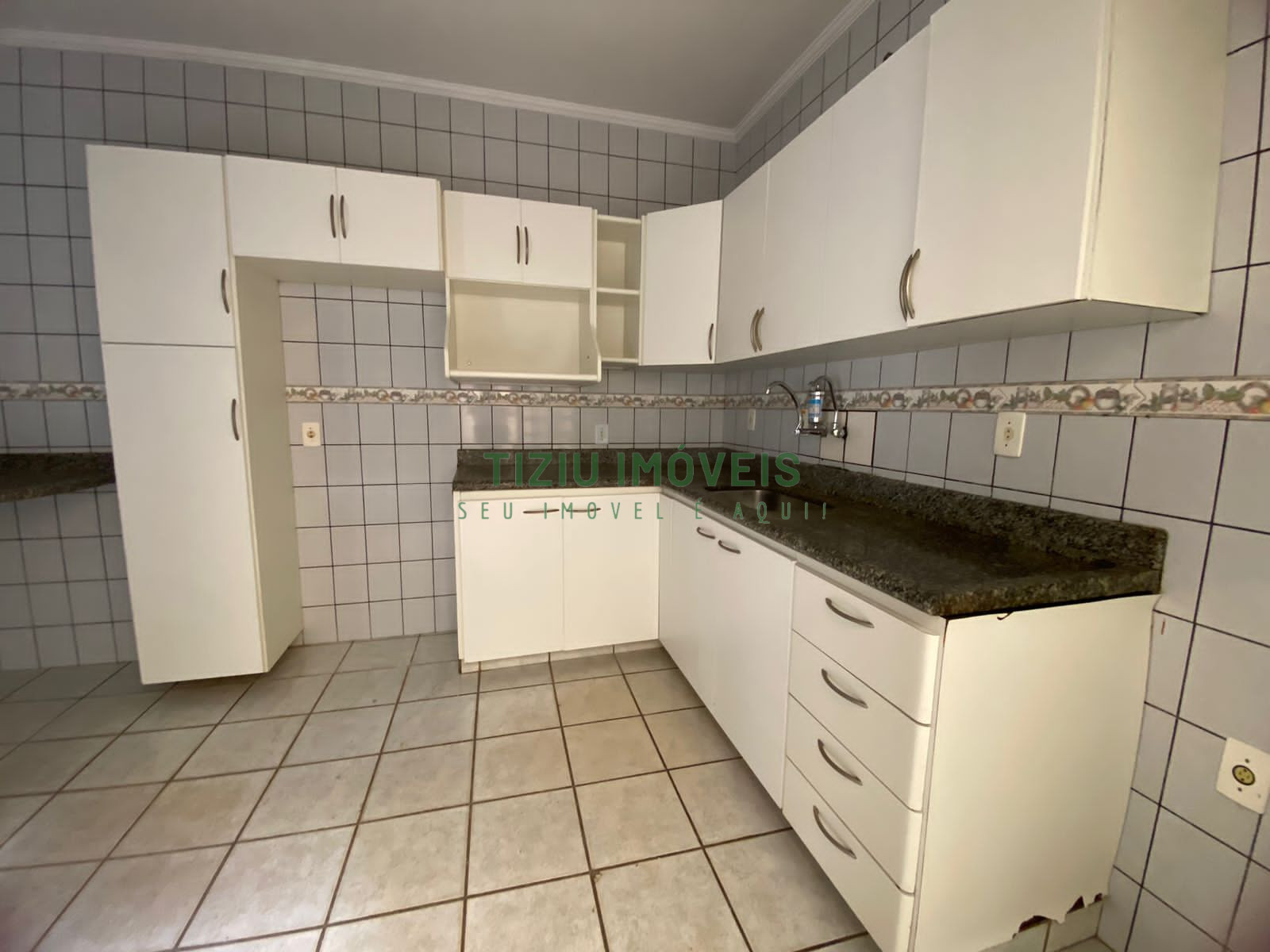 Casa sobrado 3 dormitórios Residencial Nova Franca