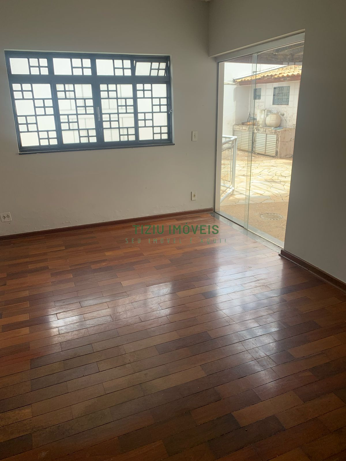 Sobrado com 3 suítes - Bairro Santo Agostinho