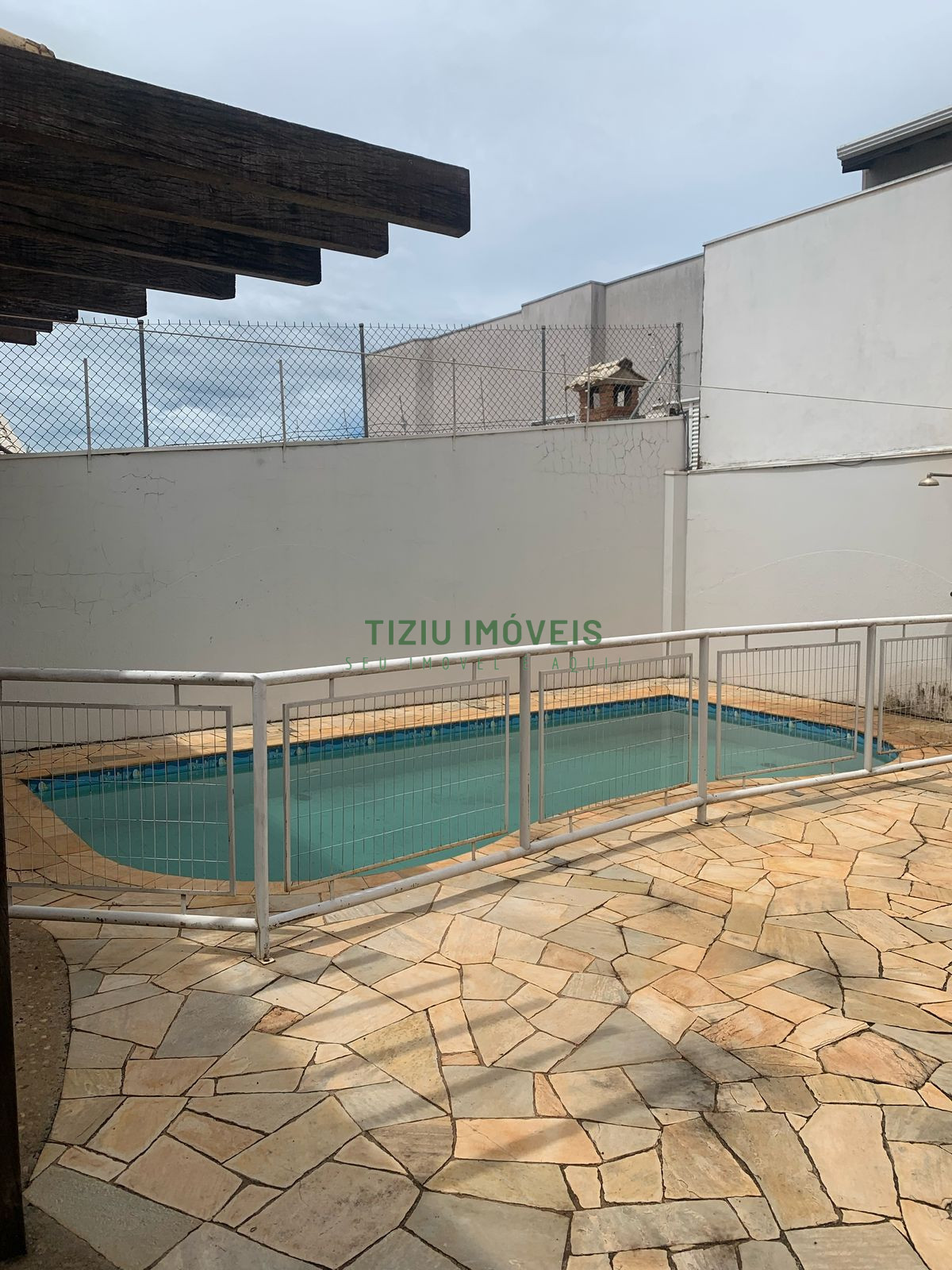 Sobrado com 3 suítes - Bairro Santo Agostinho