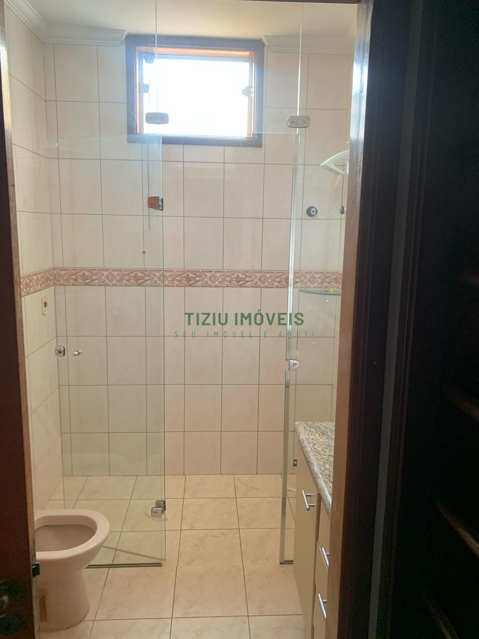 Sobrado com 3 suítes - Bairro Santo Agostinho