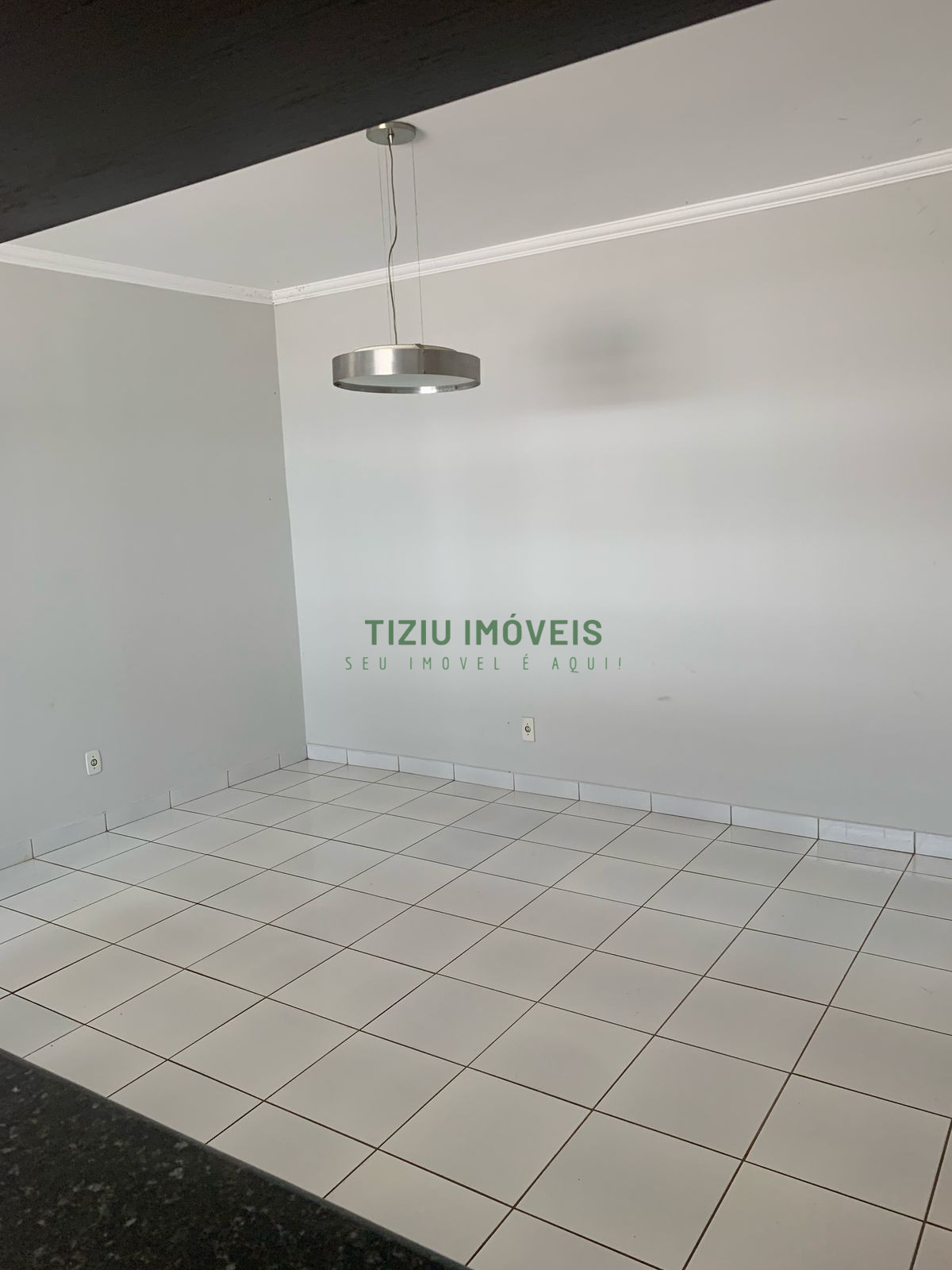 Sobrado com 3 suítes - Bairro Santo Agostinho