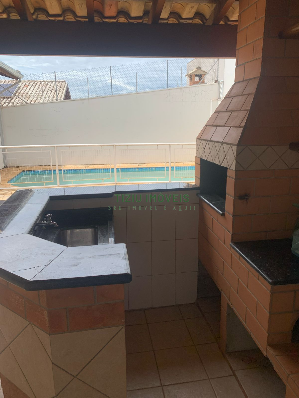 Sobrado com 3 suítes - Bairro Santo Agostinho