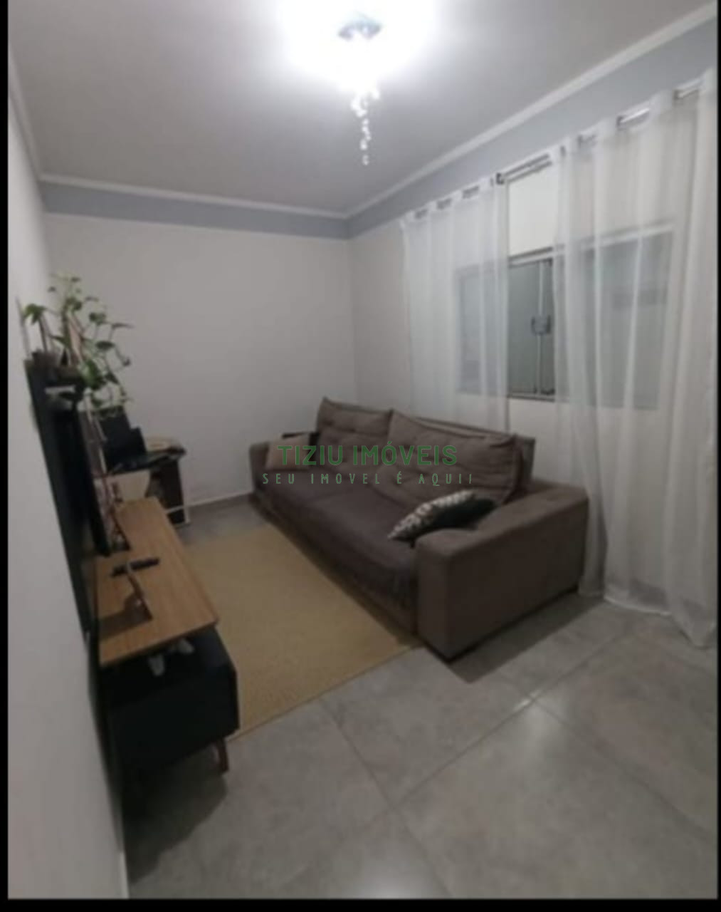 Casa 2 dormitórios Vila Real