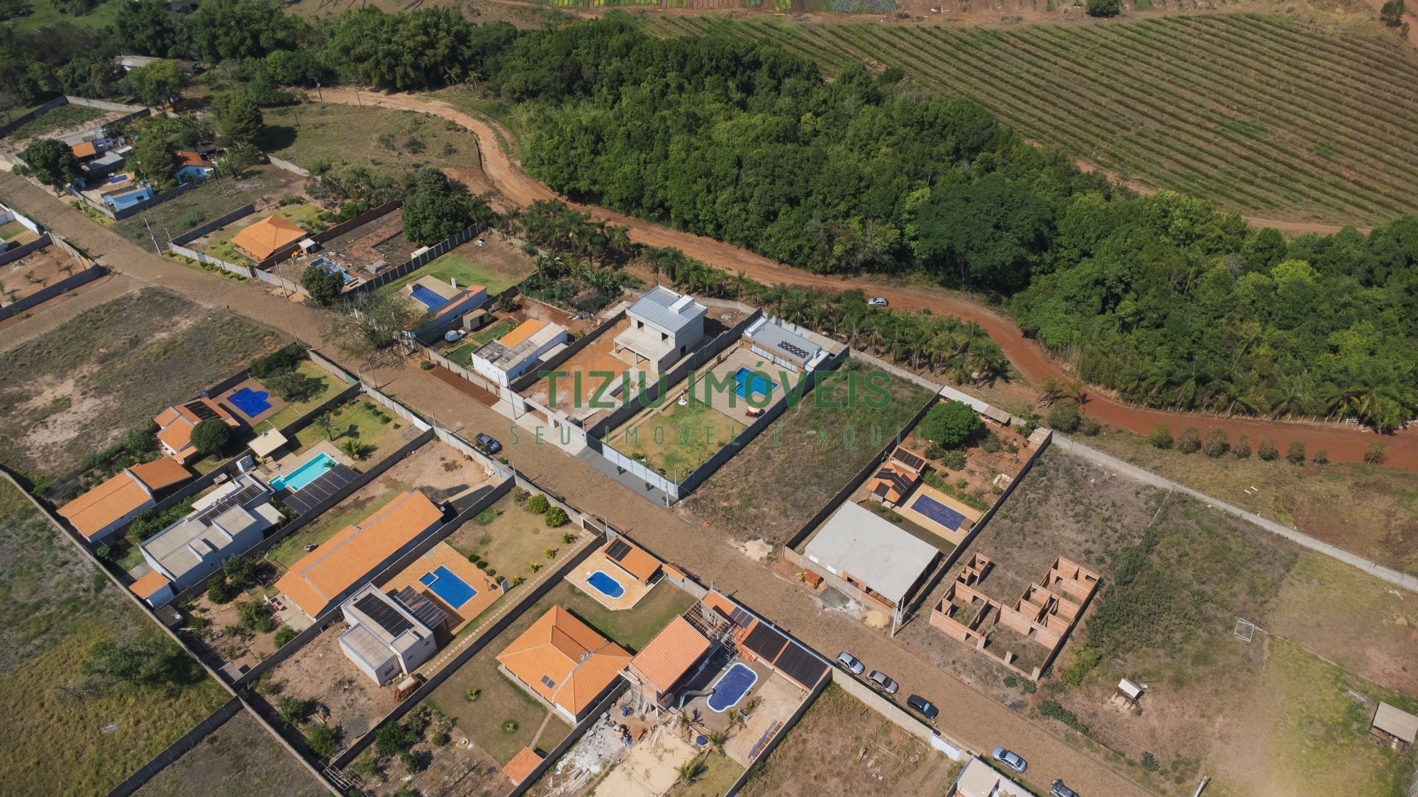 Chácara em condomínio fechado em Patrocínio Paulista - SP