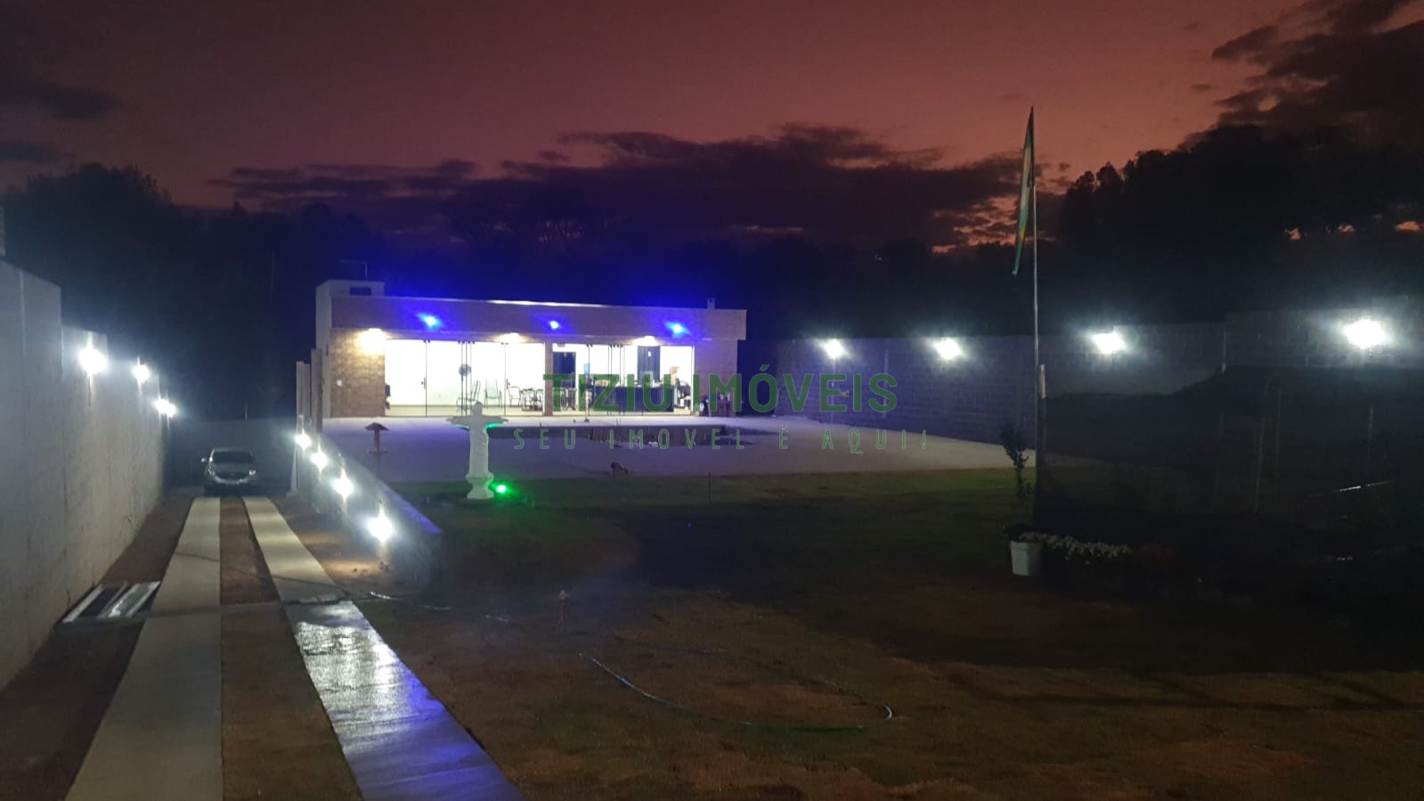 Chácara em condomínio fechado em Patrocínio Paulista - SP