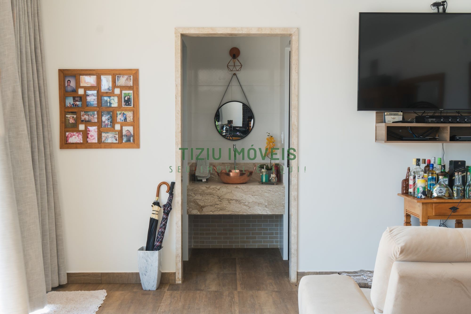 Chácara em condomínio fechado em Patrocínio Paulista - SP