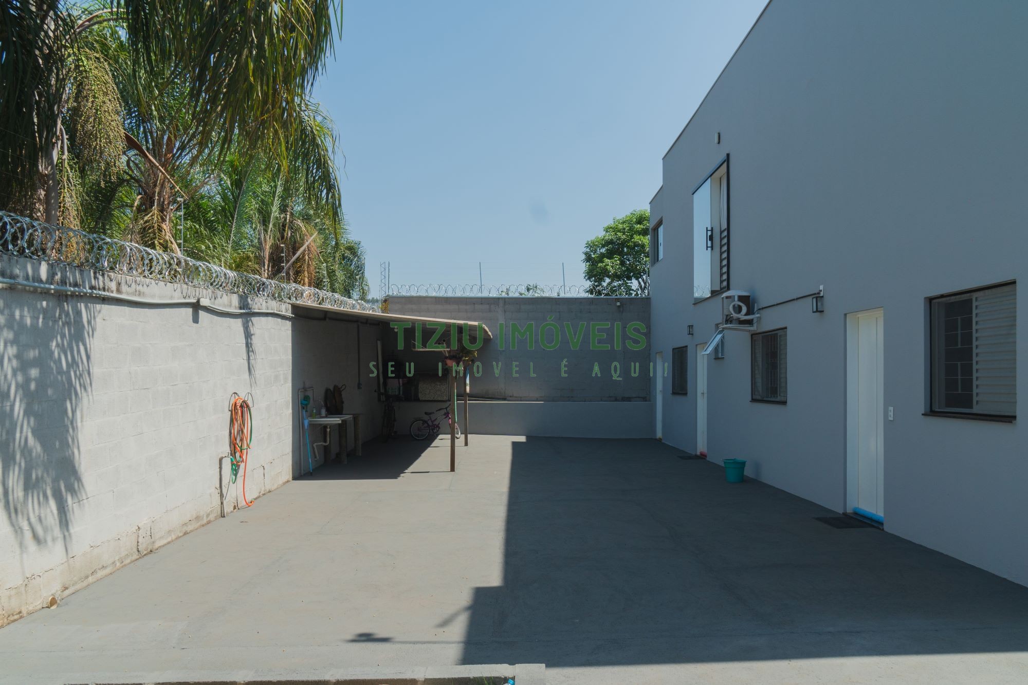 Chácara em condomínio fechado em Patrocínio Paulista - SP