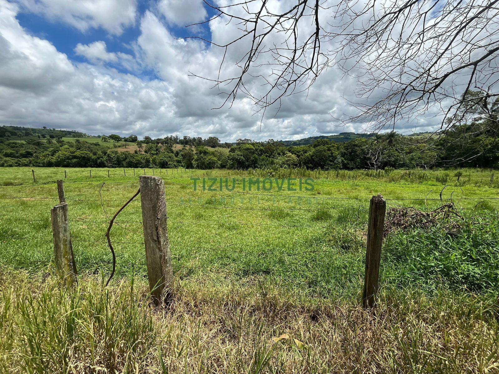 Sítio com 2 hectares em Patrocínio Paulista - SP