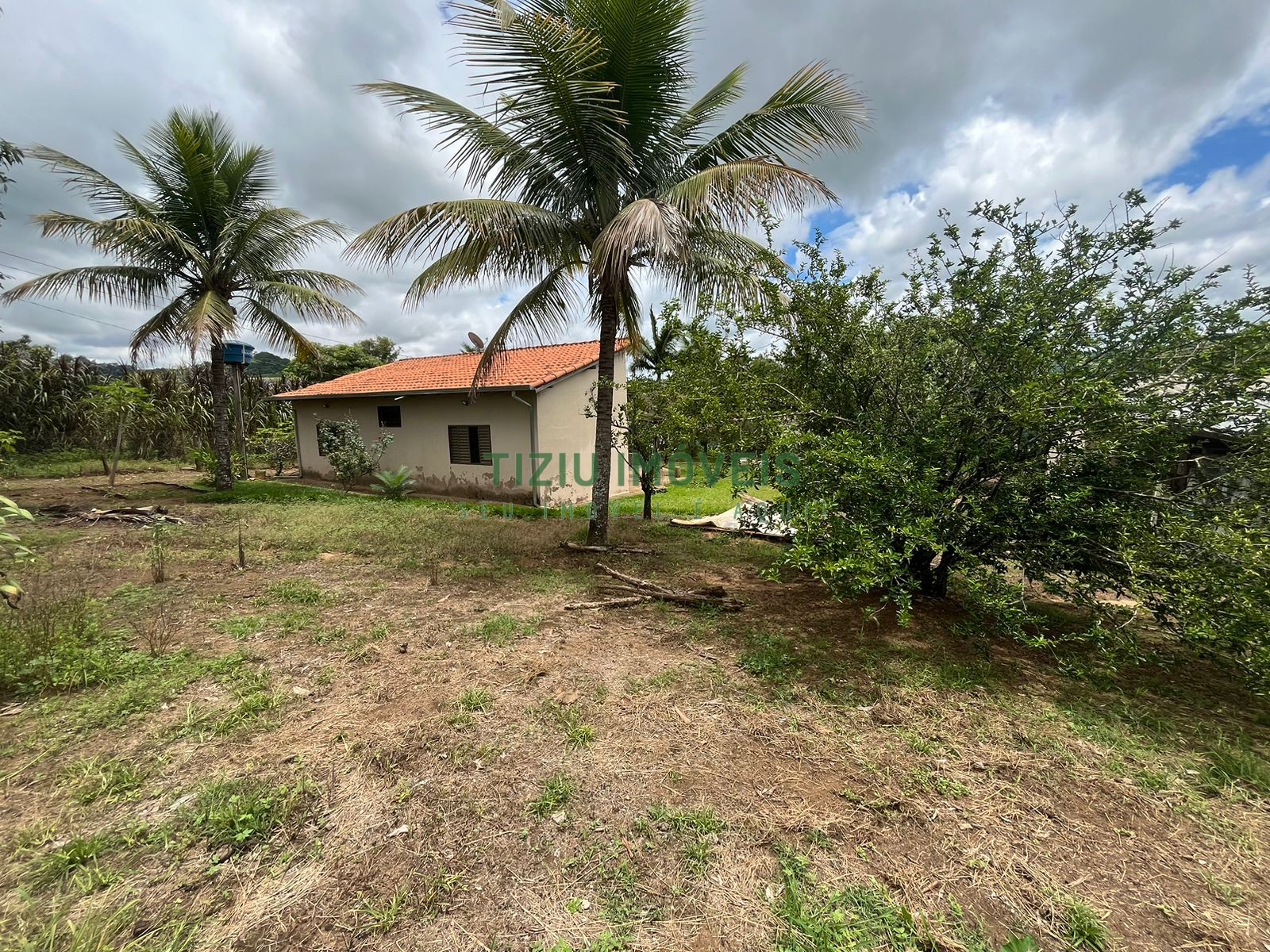 Sítio com 2 hectares em Patrocínio Paulista - SP