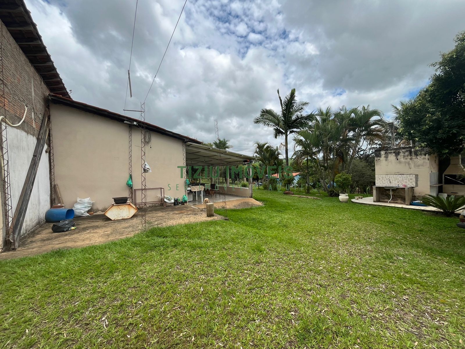 Sítio com 2 hectares em Patrocínio Paulista - SP