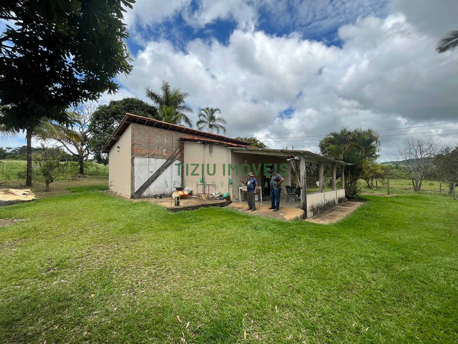 Sítio com 2 hectares em Patrocínio Paulista - SP