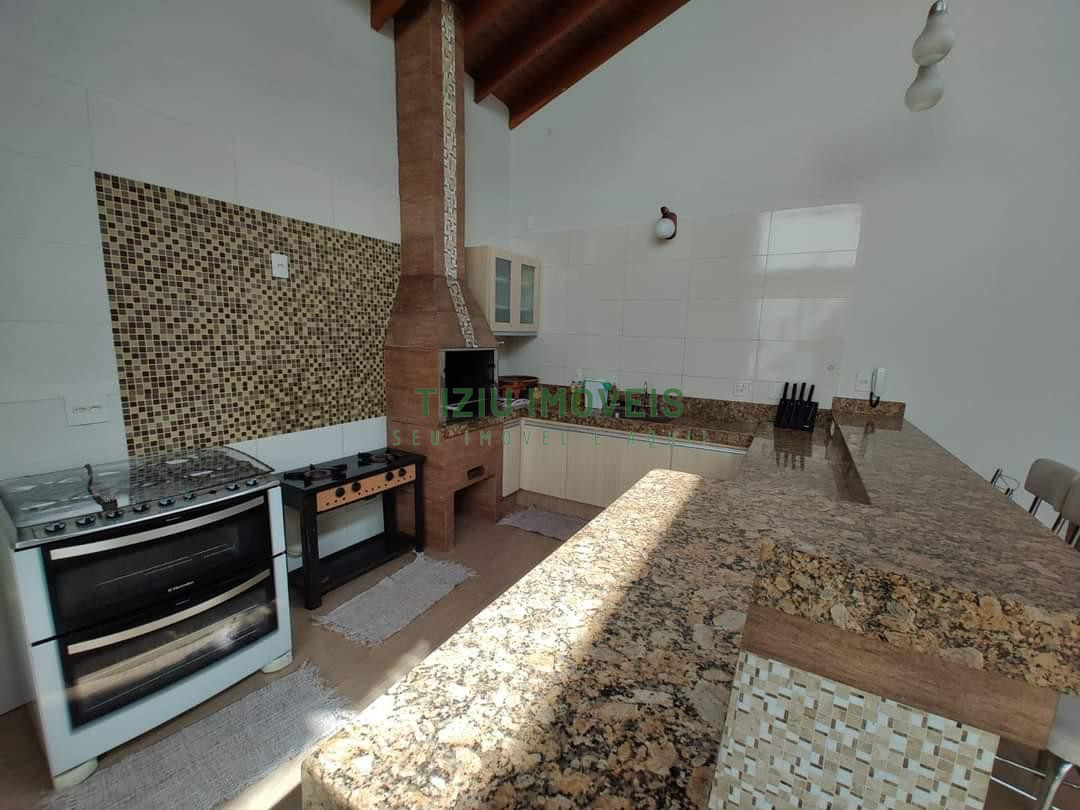 Sobrado com 3 dormitórios - Parque Moema