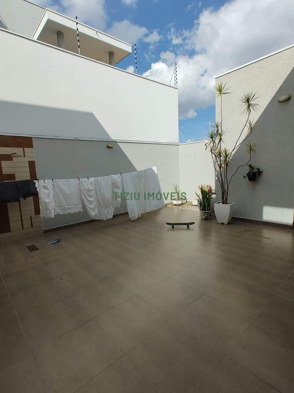 Sobrado com 3 dormitórios - Parque Moema