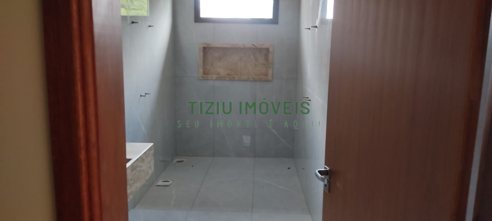 Sobrado com 3 suítes Vila Real