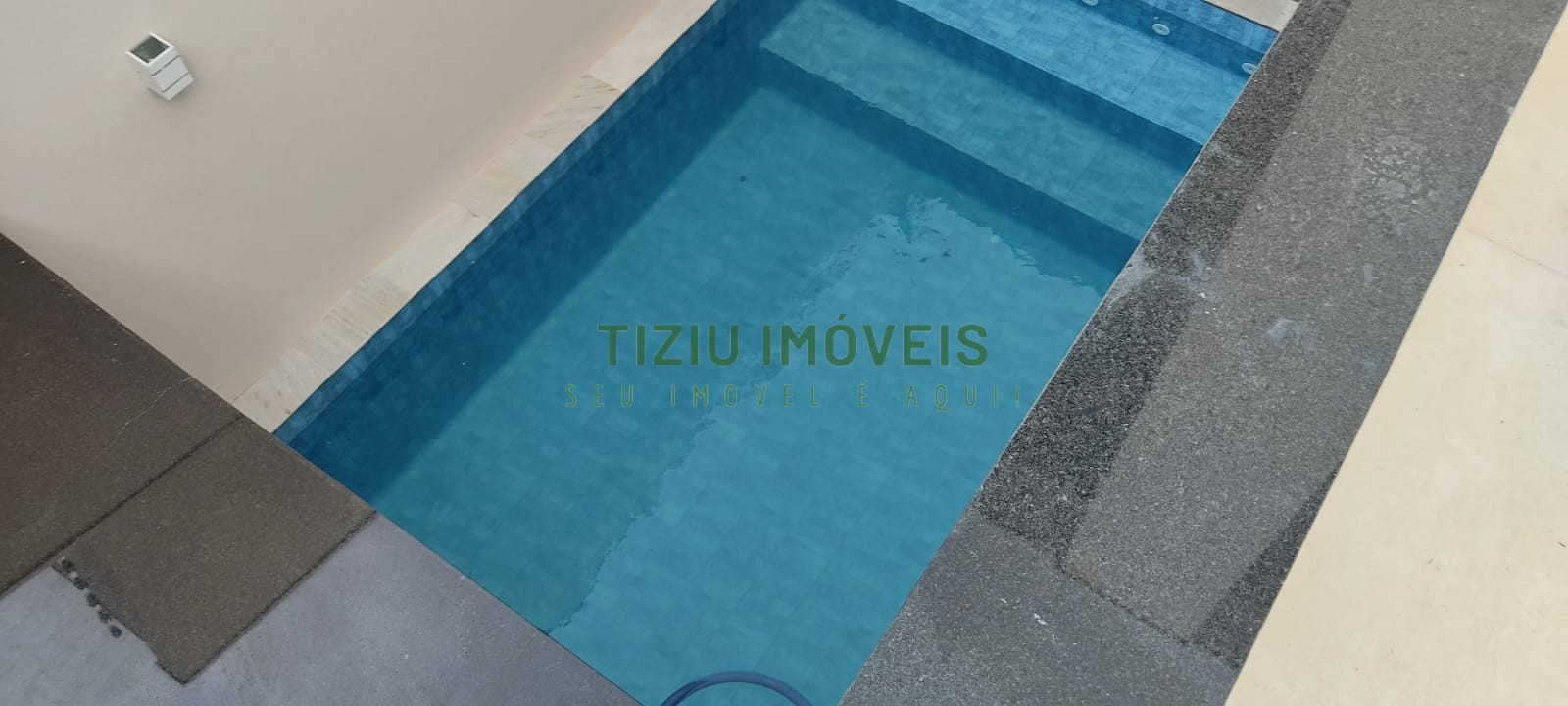 Sobrado com 3 suítes Vila Real