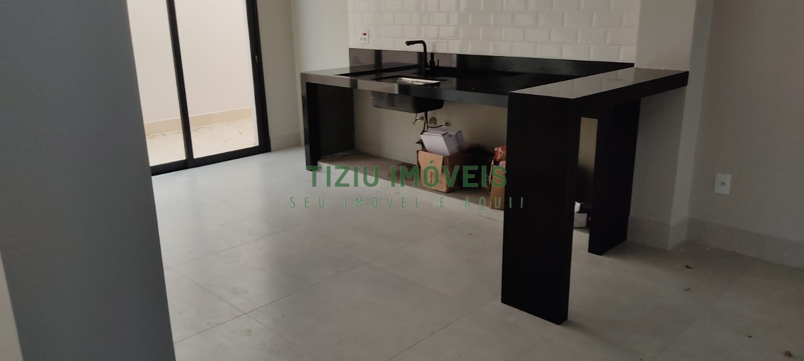 Sobrado com 3 suítes Vila Real