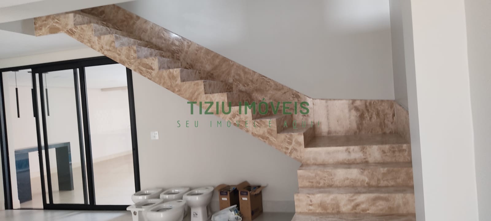 Sobrado com 3 suítes Vila Real