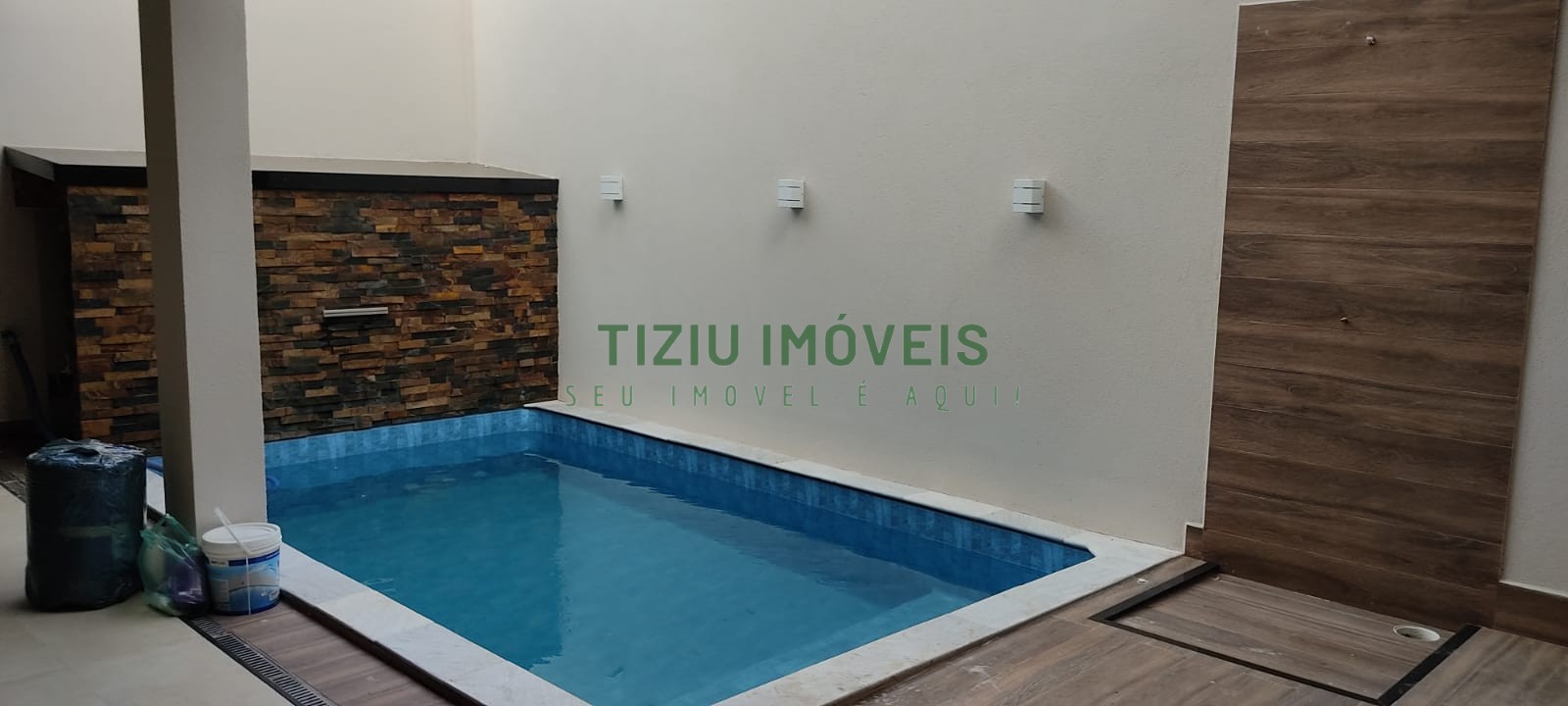 Sobrado com 3 suítes Vila Real