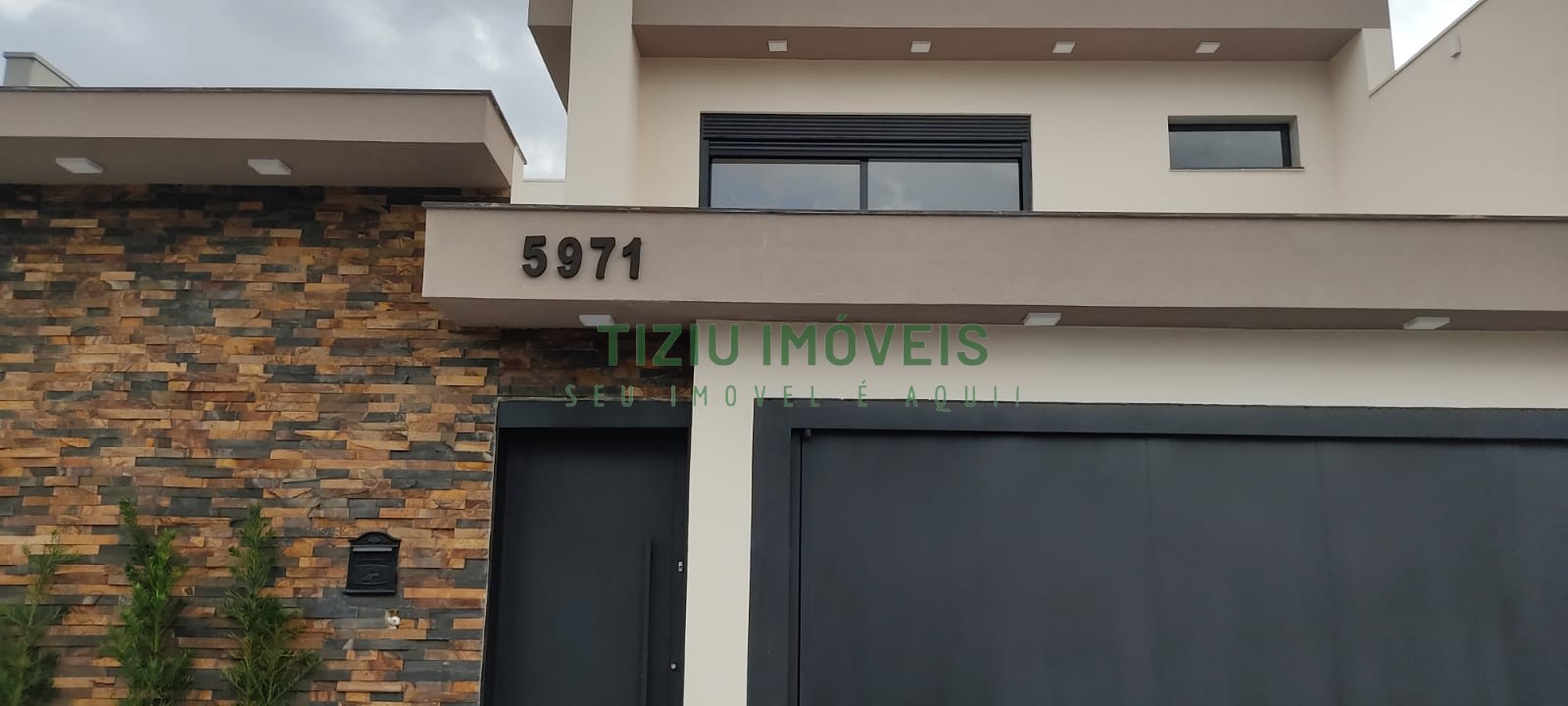 Sobrado com 3 suítes Vila Real