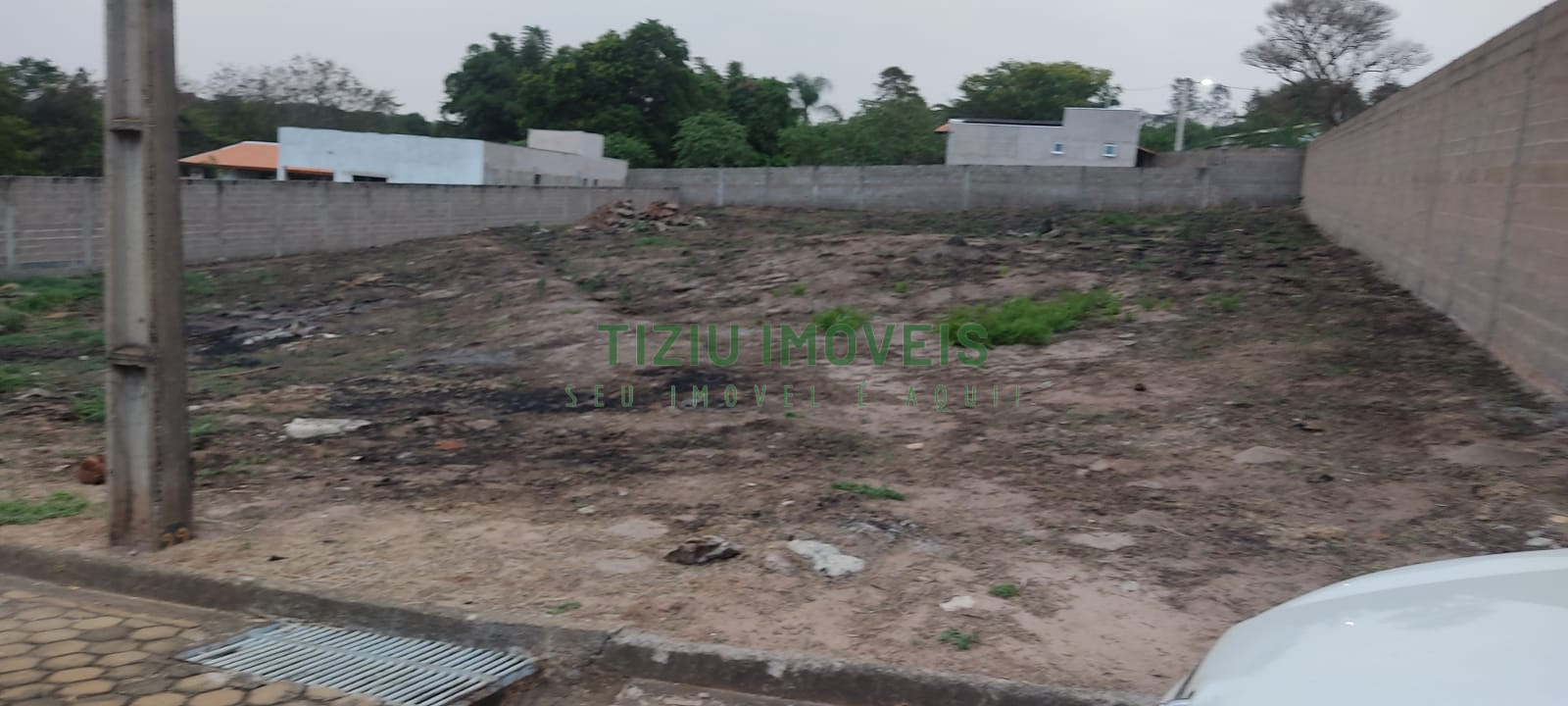 Terreno de chácara em condomínio fechado - Pietro Patrocínio