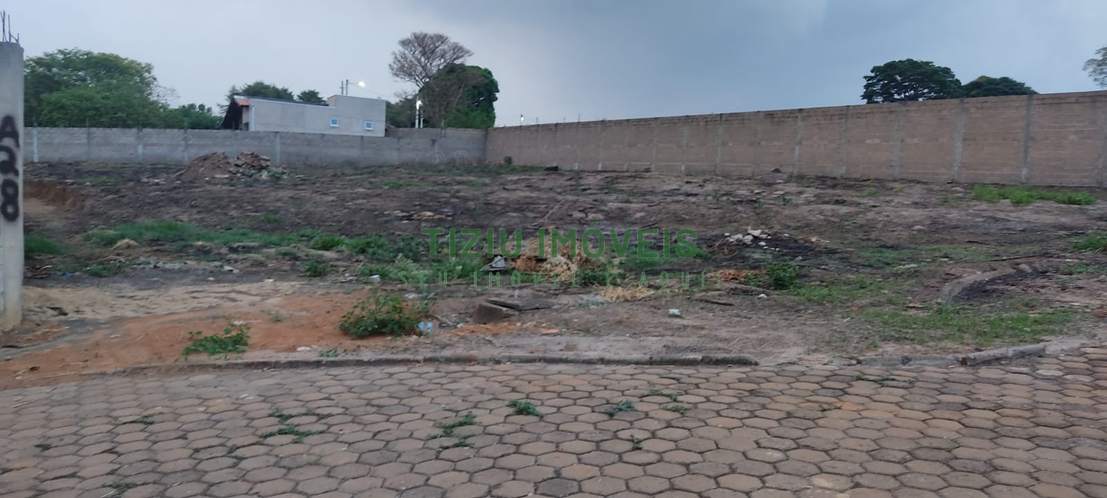 Terreno de chácara em condomínio fechado - Pietro Patrocínio